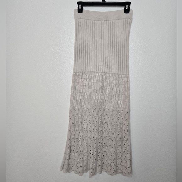 Free People Skirt XS Bari Croshet Details  Knit Column Maxi Oatmeal Front Slit - Picture 10 of 16